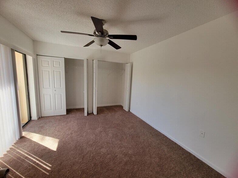 Building Photo - 588 Green Springs Pl