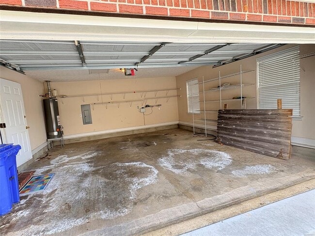 Building Photo - 1684 Hawthorne Ln