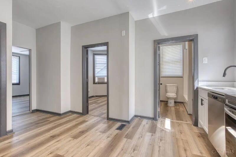 Building Photo - 4524 Innes Ave