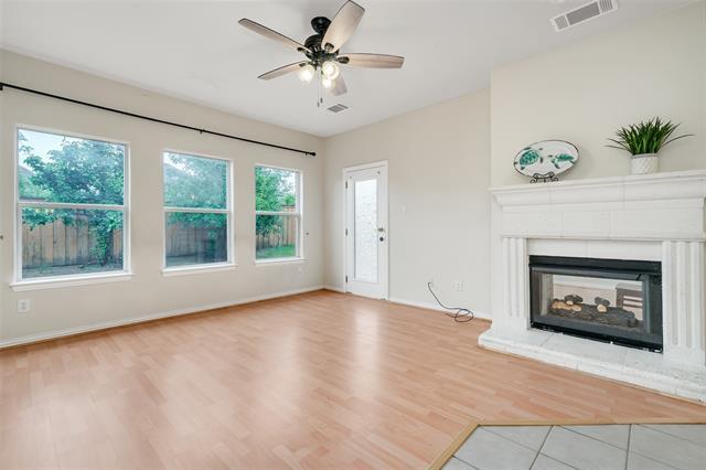 Building Photo - 910 Kilbridge Ln