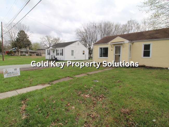 Building Photo - Fully Updated 3 BR 1 BA House with Central Air and Garage (NO SECTION 8)