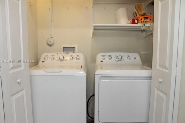 Building Photo - 17441 SW 153rd Ct