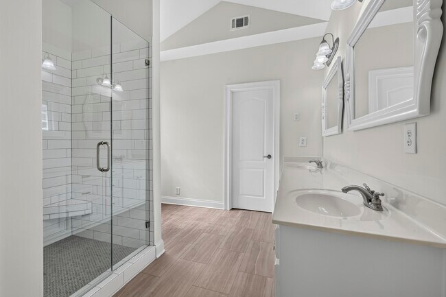 Building Photo - 1081 Carriage Ridge Dr