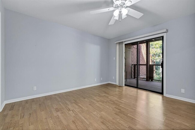 Building Photo - 3406 Westside Cove