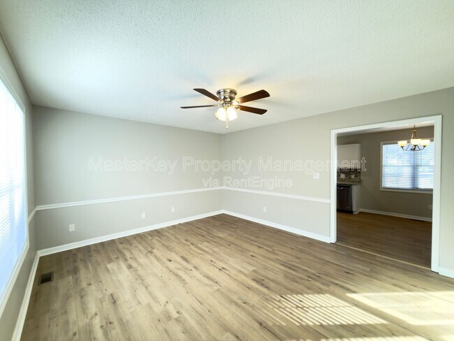 Building Photo - 1101 Amber Acres Ln