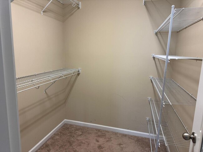 Building Photo - 538 Libson St