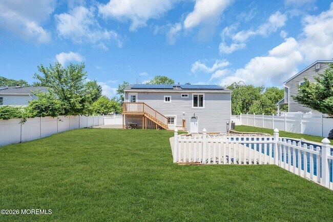 Building Photo - 24 Woodlark Rd