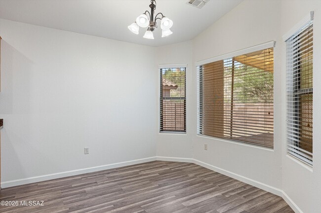 Building Photo - 60958 Cantle Ct
