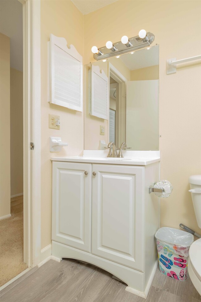 Building Photo - 8130-8A1a A1A S