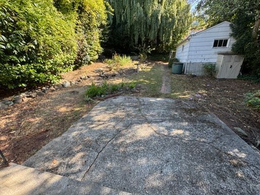 Building Photo - Ready for Move-In! 3 Bed Home $3195