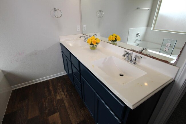 Building Photo - 6634 Hollow Harvest Ln