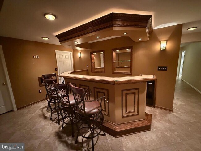 Building Photo - 18 Brushy Creek Cir