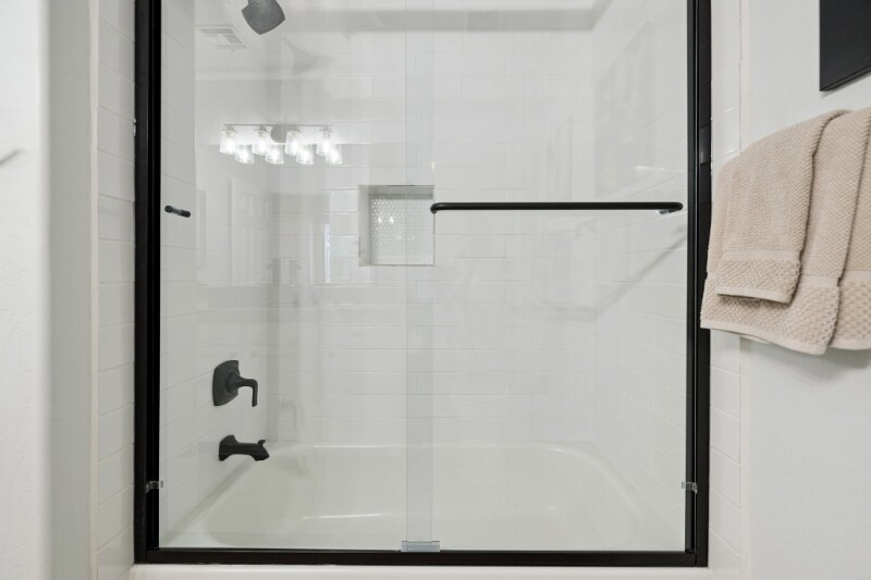 Building Photo - 16600 N Thompson Peak Pkwy