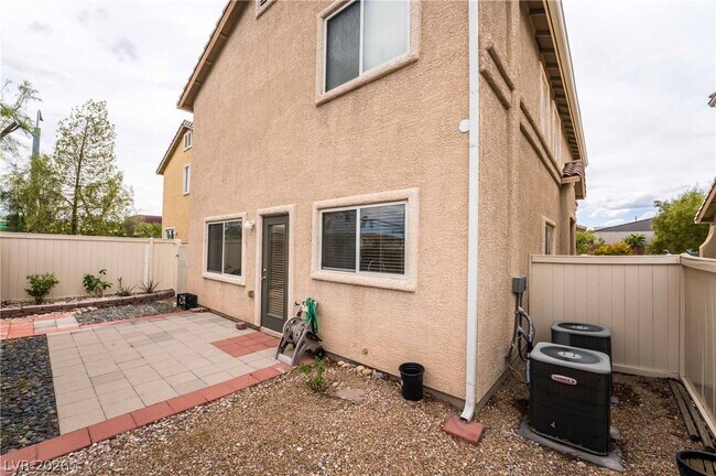Building Photo - 7286 Mosaic Terrace St