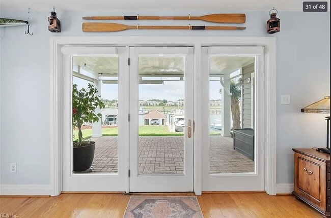 Building Photo - 31 Bay Front Pl