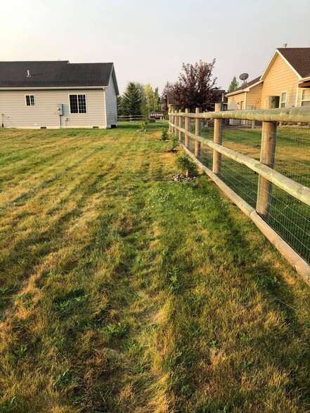 Back yard - 53 W Tobiano Trl
