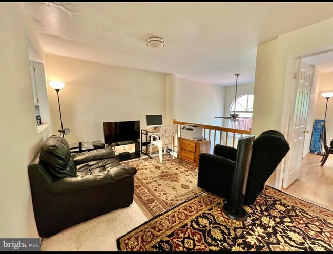 Building Photo - 9632 Hadleigh Ct