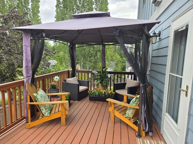 Building Photo - Gorgeous Mount Vernon Home 4 Beds 3.5 Bath...