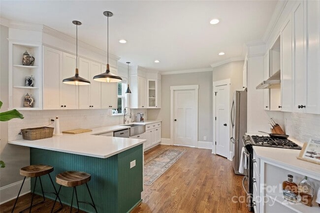 Building Photo - 126 N Smallwood Pl