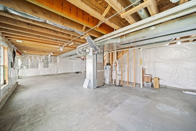 Building Photo - 356 S Pointe Ave