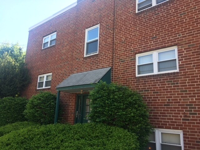 Building Photo - Studio Apartment- Bustleton 19115