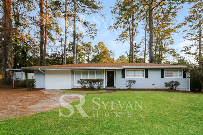 Building Photo - Don't miss out on this lovely 3BR 2BA home