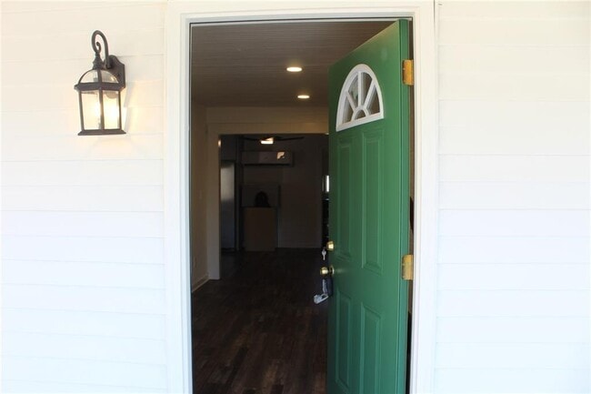 Building Photo - 11 Liberty St