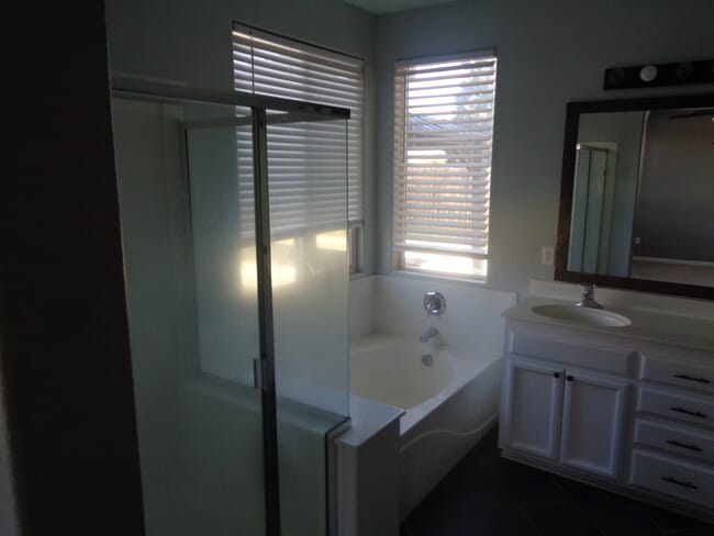 Building Photo - 1157 Silver Spur Way