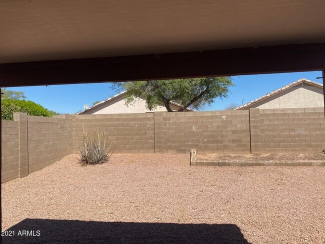 Building Photo - 14856 W Ventura St