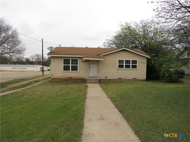 Building Photo - 2116 W Avenue D