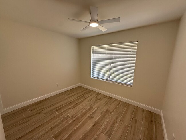 Building Photo - Remodeled 2-Bedroom Townhome in Tierrasant...