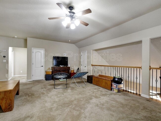 Building Photo - 1435 Sparrow Song