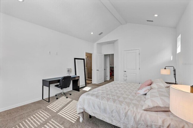 Building Photo - 6501 Rover Wy