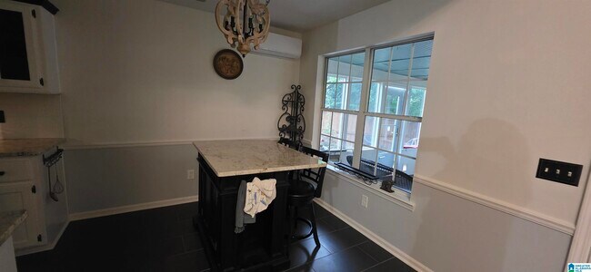 Building Photo - 8012 Rockhampton Cir