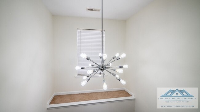 Building Photo - 102 Millbury Way