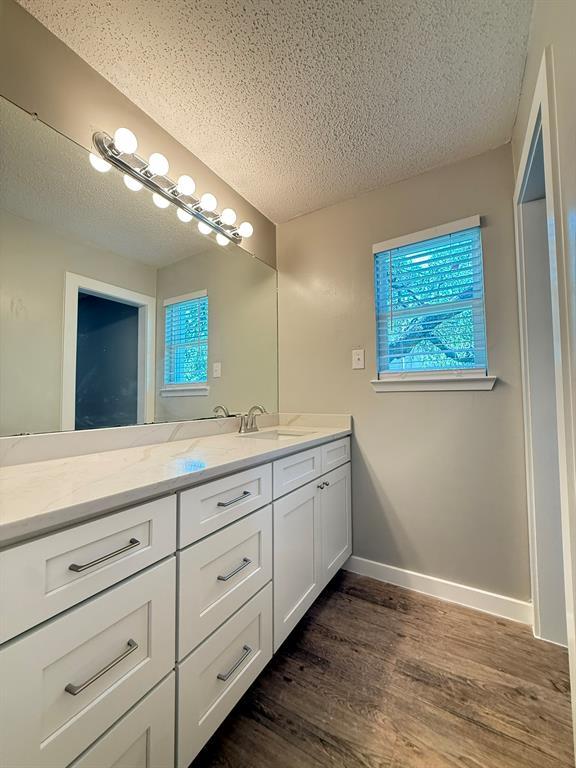 Building Photo - 13339 Water Oak Ln