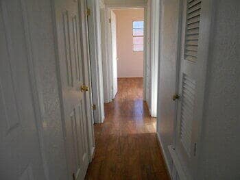 Building Photo - 1202 5th St