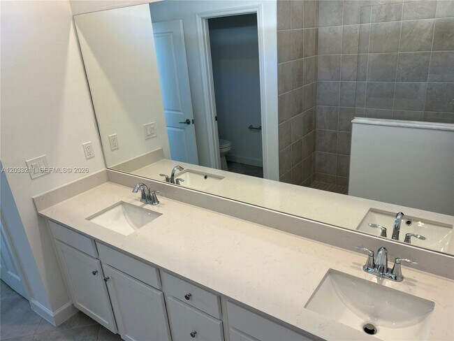 Building Photo - 20483 Copperhead Dr