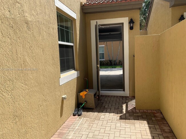 Building Photo - 1205 SW 147th Ave