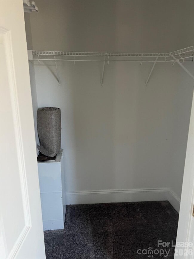 Building Photo - 15 1st St