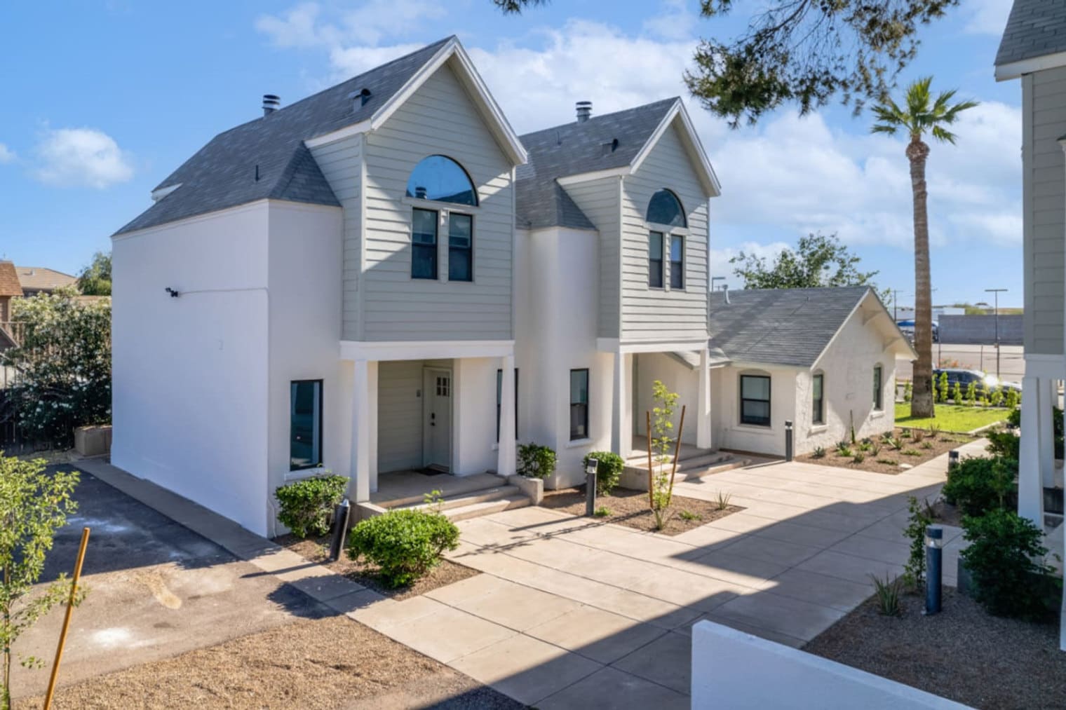 Building Photo - 4641 N 8th Pl