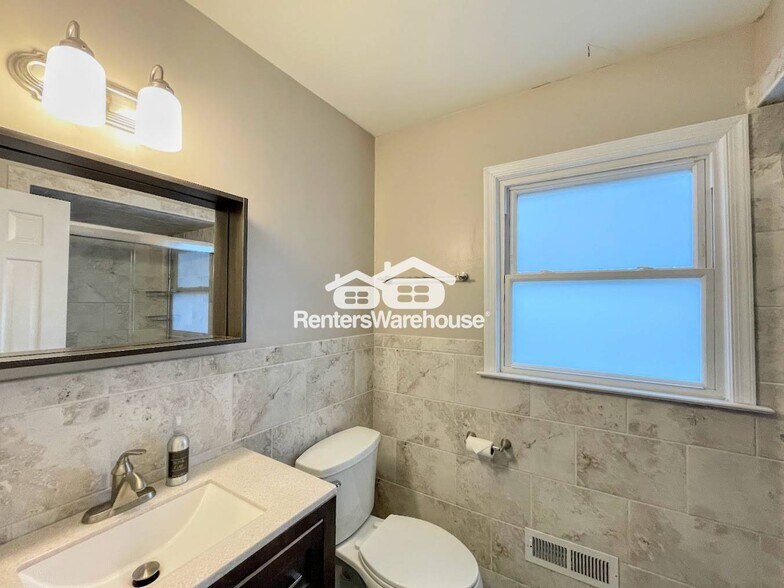 Building Photo - 6344 Chestnut Hill Rd