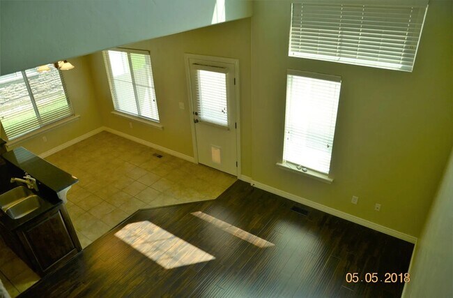 Building Photo - 10433 Sage Vista Way
