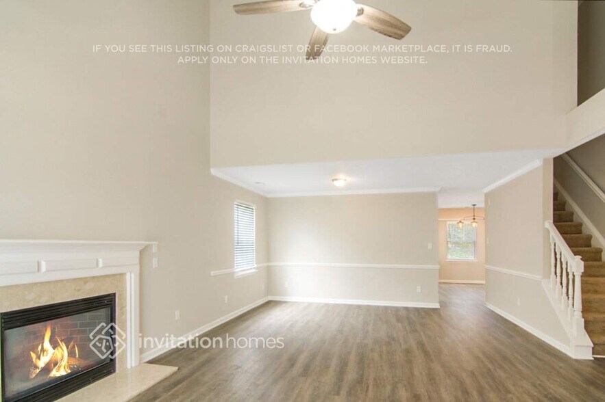 Building Photo - 2831 Bombay Dr