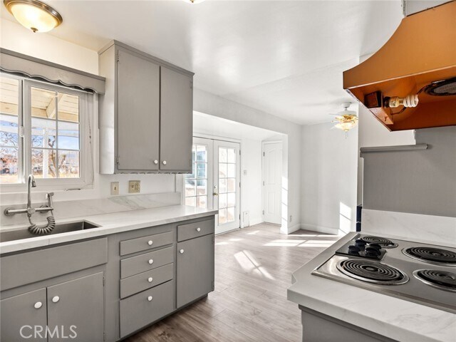 Building Photo - 5302 W Avenue L2 Ave