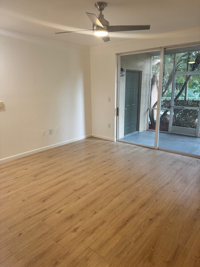 Building Photo - 6386 Emerald Dunes Dr