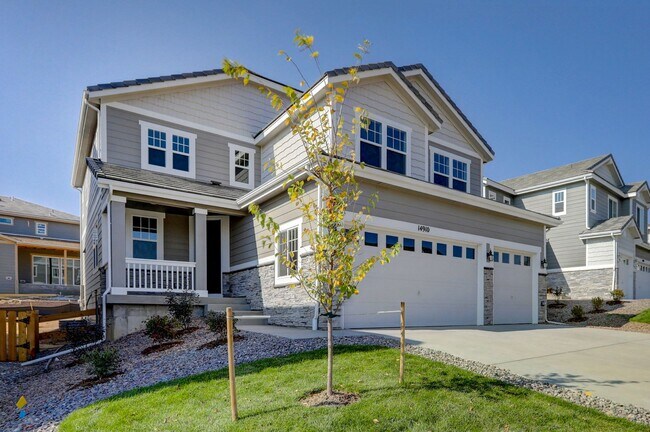 Primary Photo - Meridian International 5 Bedroom 4 Bath Ho...