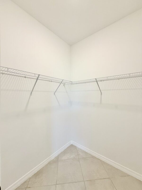 Building Photo - 16304 Quesa Dr