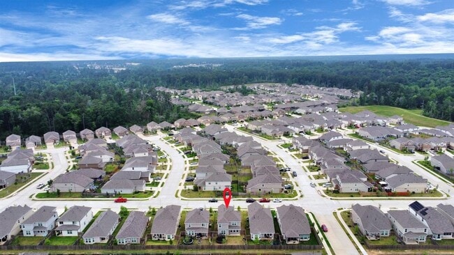 Building Photo - 2832 Madison Dr