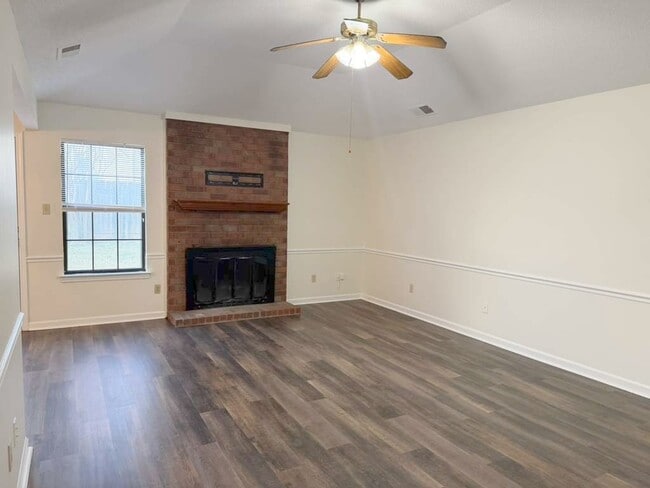 Building Photo - 6914 Snyder Rd